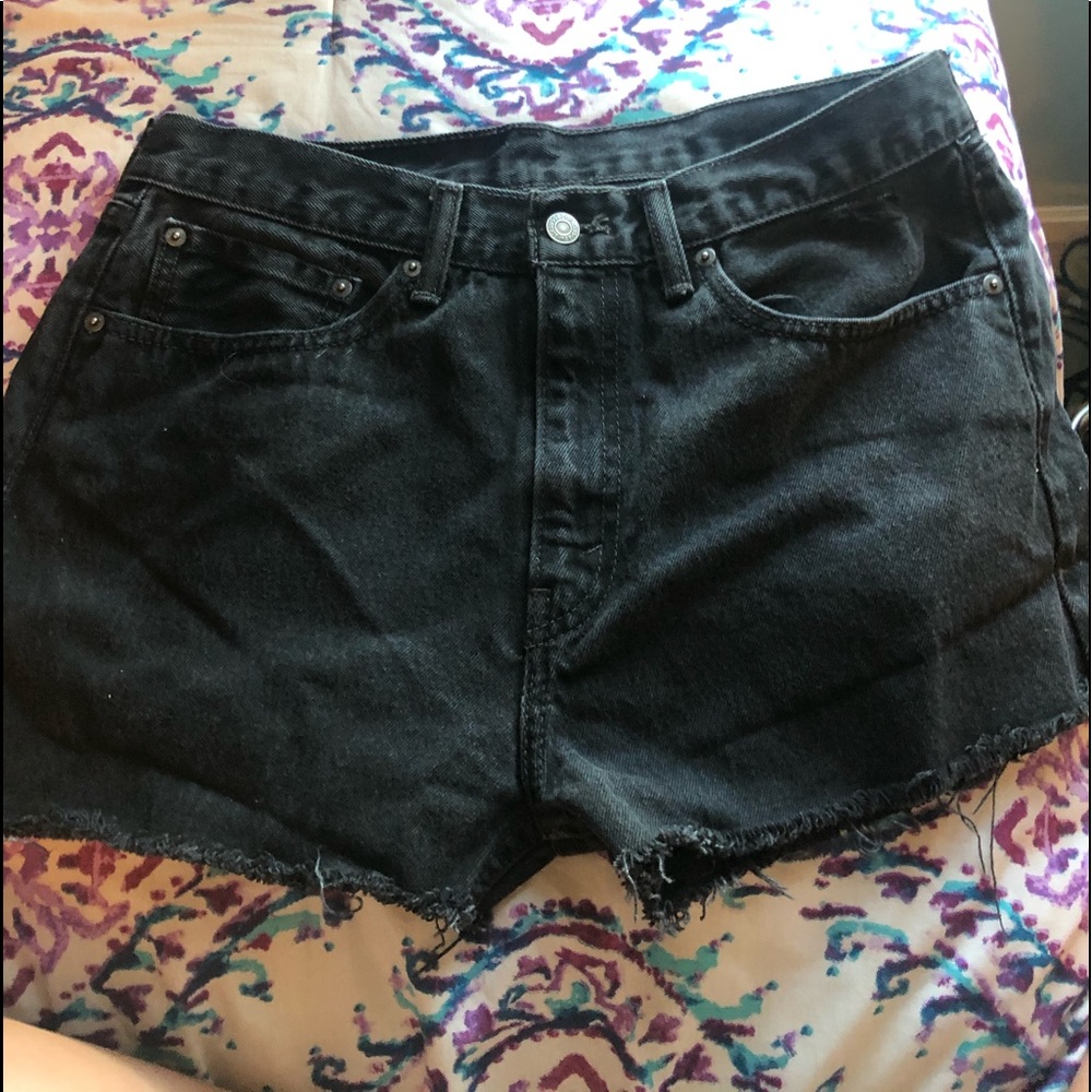Black Vintage Cut Off Levi’s Shorts